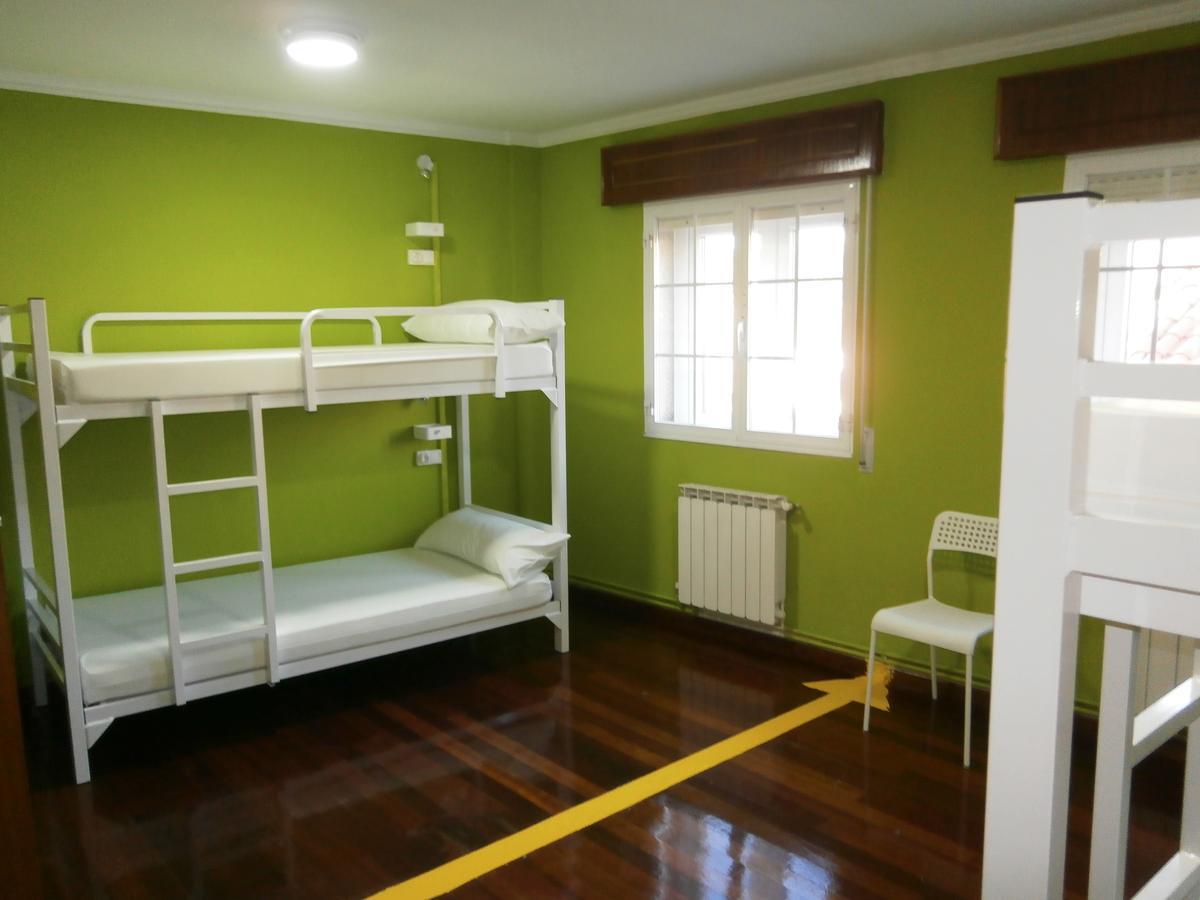 A Barca De Pedra Hostel Padron Bagian luar foto